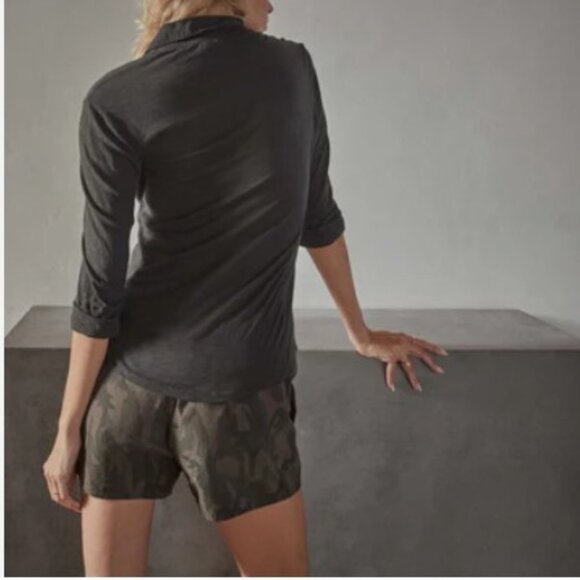 James Perse Sheer Slub Side Panel Shirt In Carbon, 1/Small - Picture 3 of 10